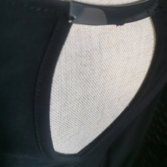 Ladies evening dress - Picture 4 of 5